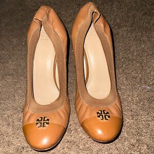 Tory Burch Leather Heels in Camel Color- Great work Heels